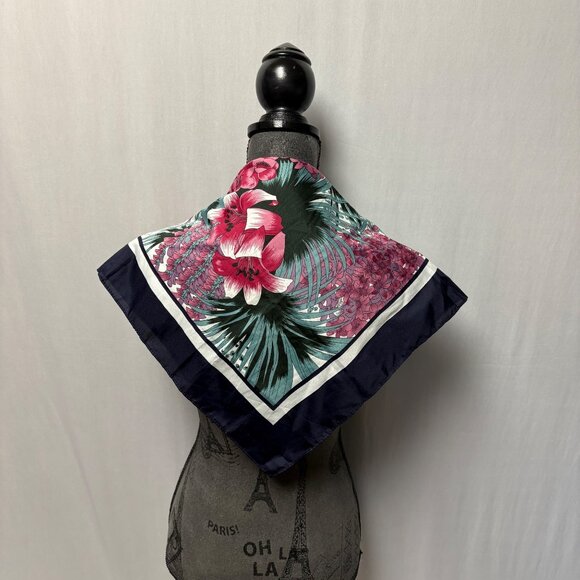 Overseas Advantage Polyester Square Scarf Silky Pink Green Floral Navy Vintage - Picture 1 of 8